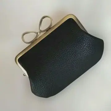 모자 가마구치 지갑 (12cm) 블랙 가죽 리본 장식 앤틱 골드