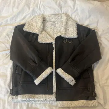 보아 가죽 자켓