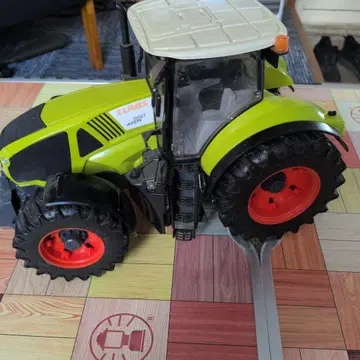 CLAAS AXOS 950 블루더
