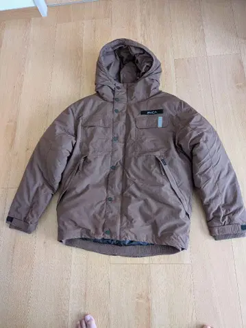 RVCA 브라운 다운 자켓 택 포함