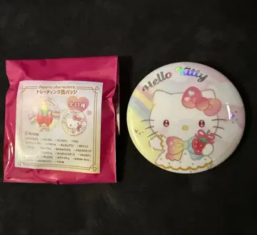 딸기신문 50주년 캔뱃지 헬로키티