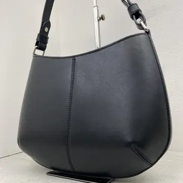 컨디션 최상 SOMES 원 숄더백 가죽 호보 소메스 안장 블랙