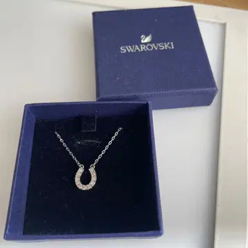 SWAROVSKI 발굽 디자인 목걸이