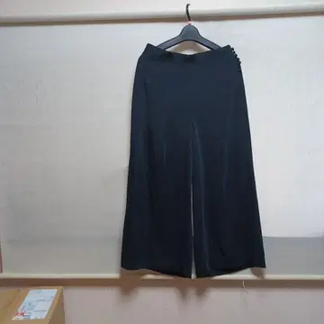 LOUNIE 블랙 와이드 팬츠
