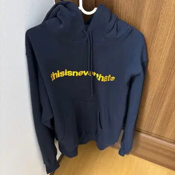 thisisneverthat 네이비 후드 부착 후드티