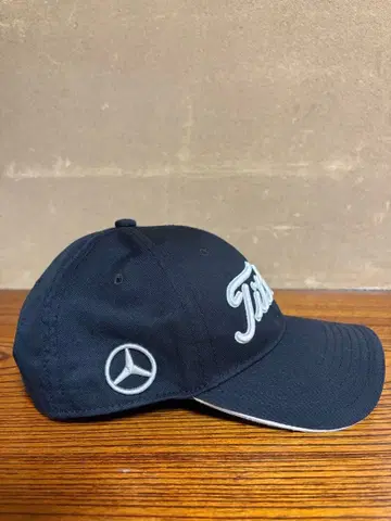 타이틀리스트 벤츠 로고 캡