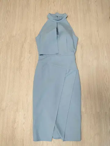 스카이블루 하이넥 랩 드레스 캬바쿠라