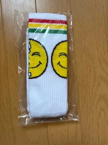 WANIMA 화이트 삭스