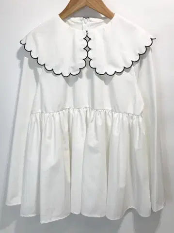 POPUP 한정판 Fit more 스캘럽 칼라 페플럼 롱 슬리브 블라우스