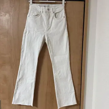 ZARA 화이트 하이웨스트 플레어 팬츠