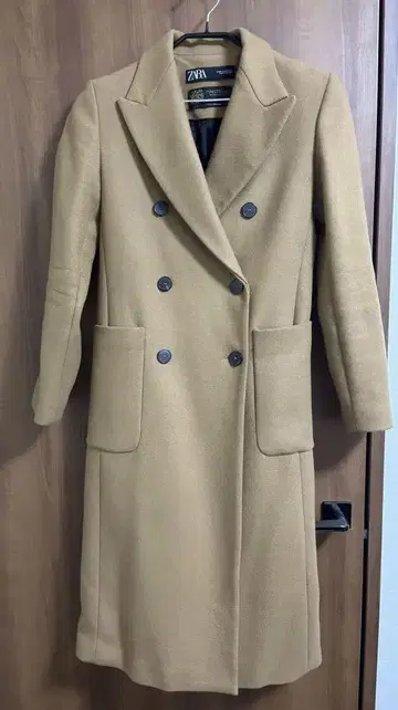 ZARA 베이지 더블 브레스트 코트 카멜