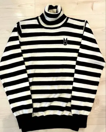 JACK BUNNY 스트라이프 터틀넥 스웨터