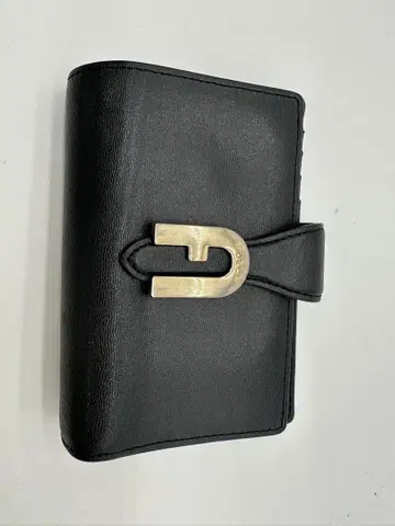 평일 가격 인하 FURLA 블랙 가죽 접이식 지갑 골드 금장 장식
