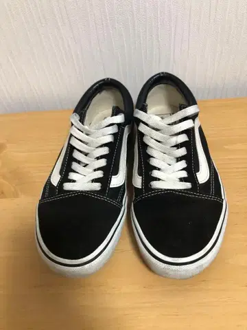 Vans 블랙 스웨이드 스니커즈