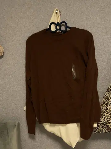 UNIQLO 100% 캐시미어 크루넥 스웨터