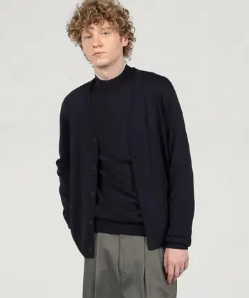 투모로우랜드 tricot 울 v넥 가디건 XL 사이즈