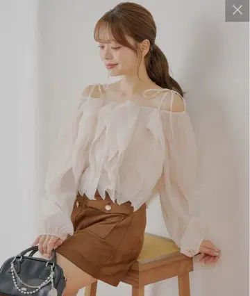 Chico 프릴 오프숄더 블라우스 아이보리