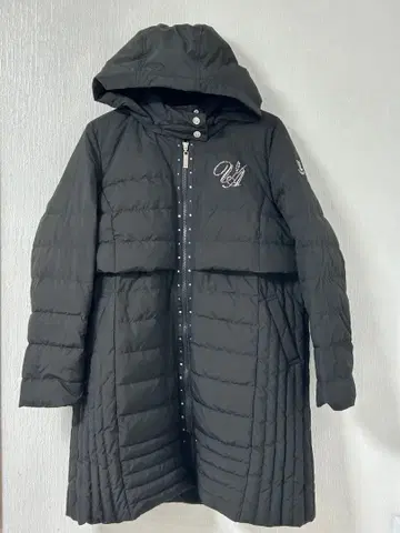 발렌자 40 후드 부착 블랙 다운 자켓