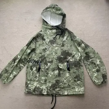 미사용 새상품 ZARA 카모플라쥬 밀리터리 후드티 S 사이즈