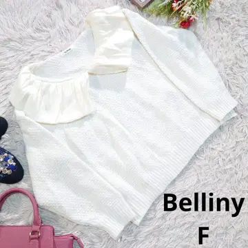 새상품급 Belliny 니트/스웨터 (M 상당) 화이트/프릴/옷깃