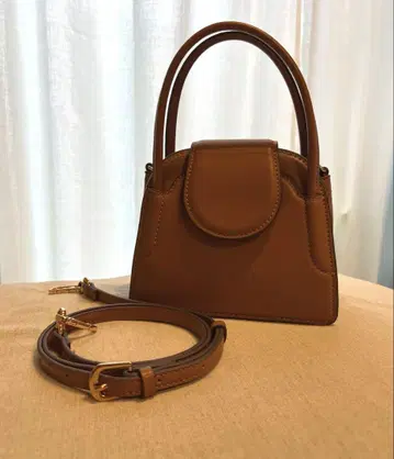 [ 새상품급 ] ZARA 숄더백 브라운
