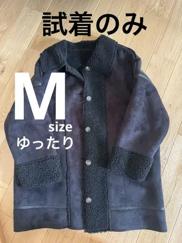 titivate 무스탕 코트 시착만 한 상품 새상품급 넉넉한 M 사이즈