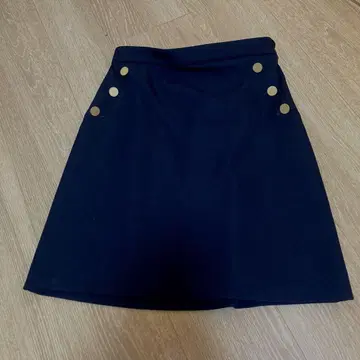 개럴개런트 사다리꼴 미니 스커트 마린 골드 버튼