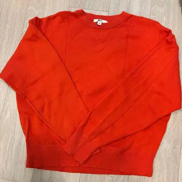 [ UNIQLO C ] 오렌지 크루넥 스웨터