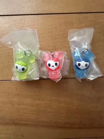 TWICE LOVELYS 메지루시 액세서리