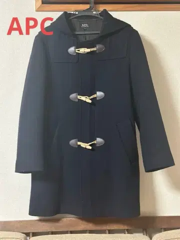 A.P.C. 네이비 더플 코트