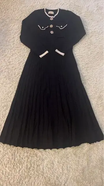 안미르 비쥬 버튼 니트 롱 원피스 AnMille