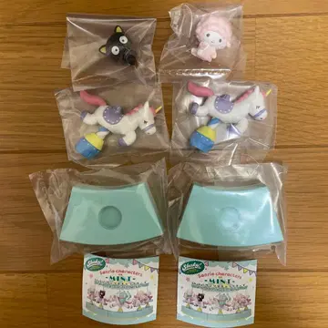 산리오 회전목마 가챠가챠
