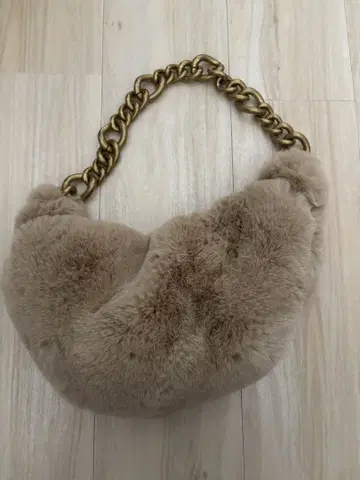 ZARA 인조 모피 백