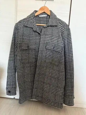 ZARA 체크 무늬 자켓 L 사이즈