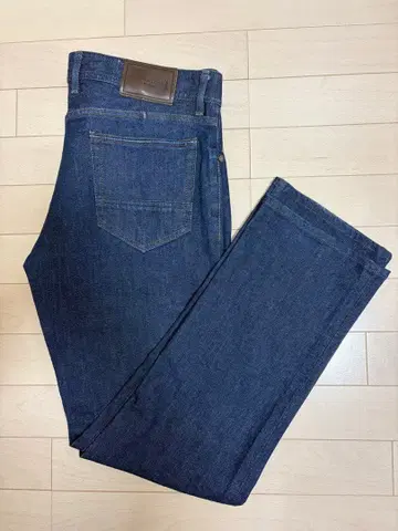 산요 상회 [MACKINTOSH LONDON] 스트레이트 데님.