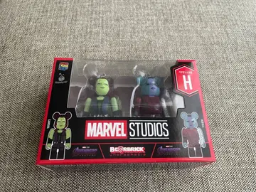 MARVEL STUDIOS 베어브릭 2체 세트