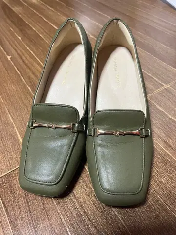 SIMPLE JOURNEY 올리브 그린 펌프스 23cm부터 23.5cm