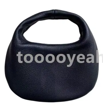 Aeta 블랙 가죽 핸드백 지퍼 포함 S