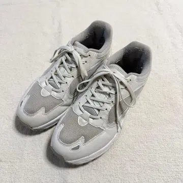 MoonStar 810s STUDEN 문스타 화이트 가죽