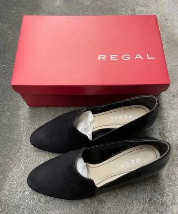 REGAL(리갈) 펌프스 스웨이드 가죽