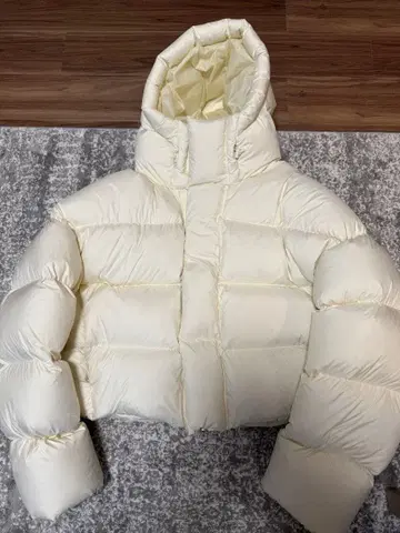 entire studios 다운 XXL