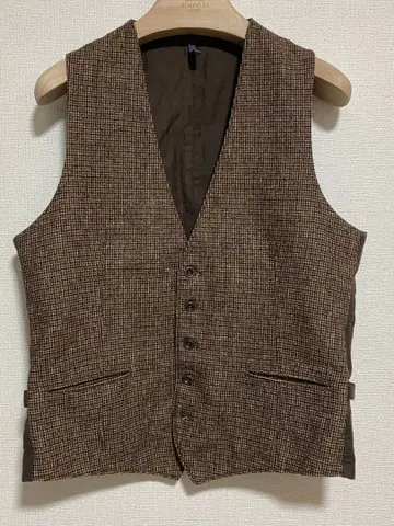 새상품급 SLOWEAR 베스트 M