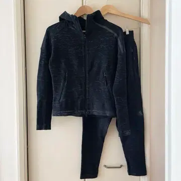 [ 컨디션 최상 ] adidas 후드 부착 니트 저리 셋업 S 사이즈