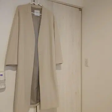 가격 인하 가능 STUDIOUS 베이지 롱 코트