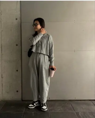 t.JAPAN 맨투맨 셋업