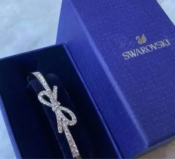 SWAROVSKI 스와로브스키 리본 팔찌 뱅글