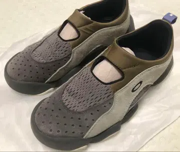 OAKLEY Brain Dead Team Flesh Sandal 27