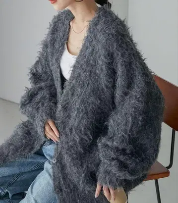 forksy. 몬스터 샤기 니트 루즈 V넥 가디건