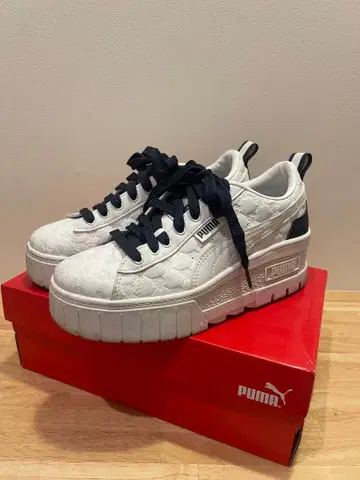 PUMA 플랫폼 스니커즈 화이트/네이비