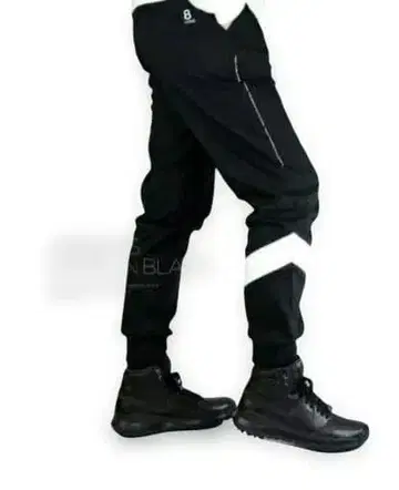 8yards ARROWS JOGGER PANTS